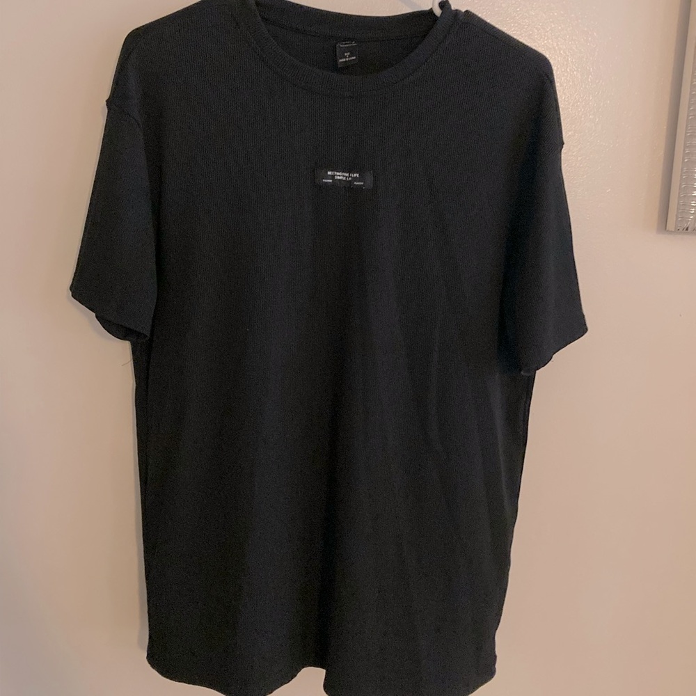 Black tee silk like and heavy